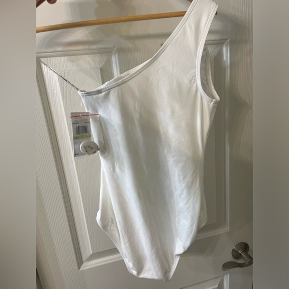 NWT MICHAEL Michael Kors Logo Ring One Shoulder One Piece Swimsuit, white - Picture 4 of 6